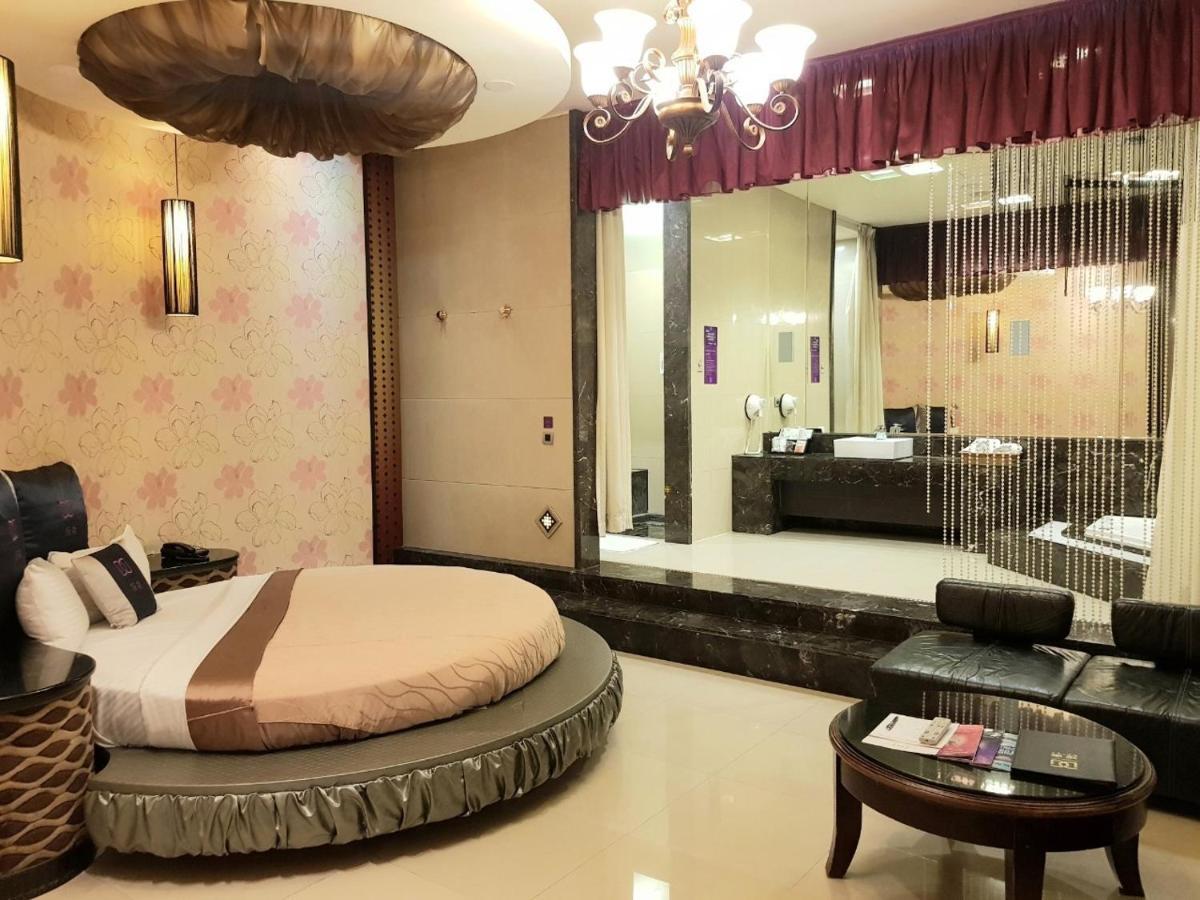 Discovery Motel - Nangang Taipéi Exterior foto